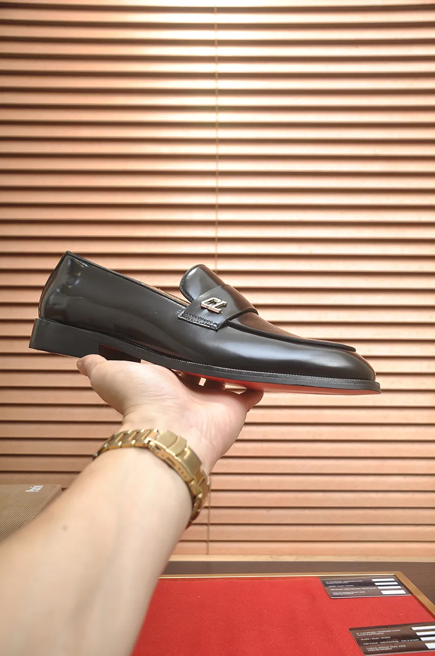 Men's shoes 💰620💶 [Chrstian Loubotin] Red-soled shoes 💋Original mold opening, the highest version on the market, purely handmade ➕Imported cowhide uppers, first-layer water-dyed cowhide lining! Original EU high-gloss outsole. 38 to 45 (45 customized)